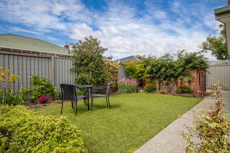 Photo of property in 8a Kenmare Street, Alexandra, 9320