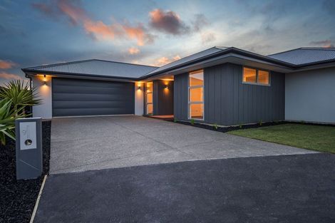 Photo of property in 9 Timara Crescent, Marshland, Christchurch, 8083