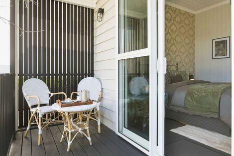Photo of property in 25 Standish Street, Westown, New Plymouth, 4310