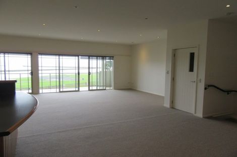 Photo of property in Harbour View, 9/100 Customhouse Street, Gisborne, 4010