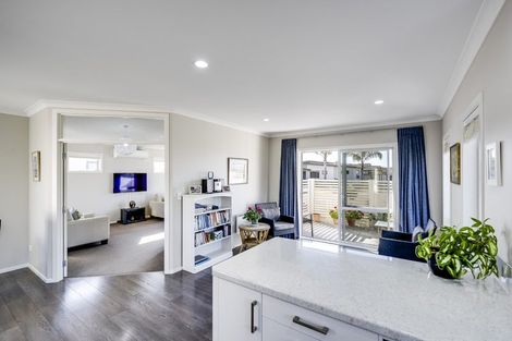 Photo of property in 31 Pacific Avenue, Poraiti, Napier, 4112