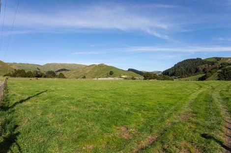 Photo of property in 496 Pukeatua Road, Dannevirke, 4975