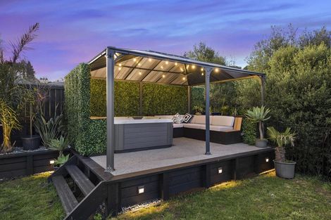 Photo of property in 32 Westmuir Crescent, Pokeno, 2402