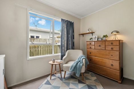 Photo of property in 1/1216 Papamoa Beach Road, Papamoa Beach, Papamoa, 3118