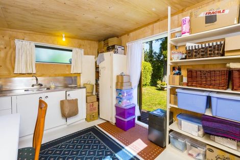 Photo of property in 2 Pokaka Street, Birchville, Upper Hutt, 5018