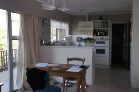 Photo of property in 12 Anakiwa Place, Milford, Auckland, 0620