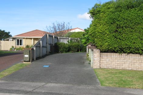 Photo of property in 9b Mcgowan Place, Orewa, 0931
