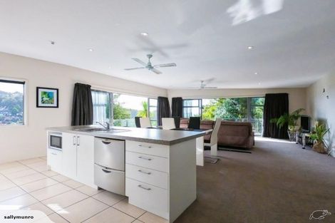 Photo of property in 6 Totara Heights Way, Paihia, 0200