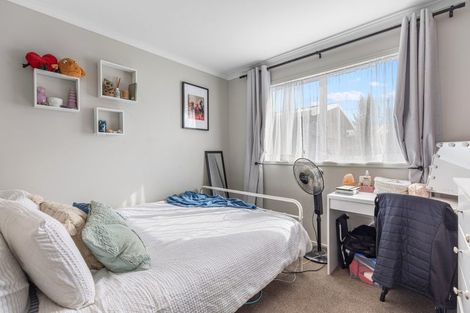 Photo of property in 3a Stirling Grove, Greerton, Tauranga, 3112