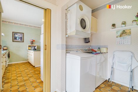 Photo of property in 4 West Avenue, Saint Clair, Dunedin, 9012