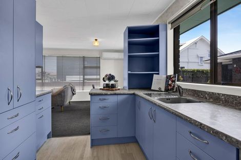 Photo of property in 1/7 Mahoe Street, Strandon, New Plymouth, 4312