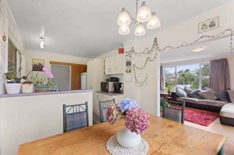 Photo of property in 7 Bromley Place, Westown, New Plymouth, 4310