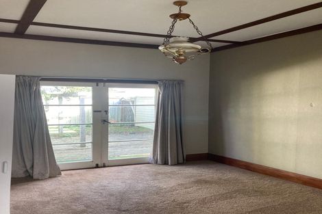 Photo of property in 22 Royston Street, Rosehill, Papakura, 2113