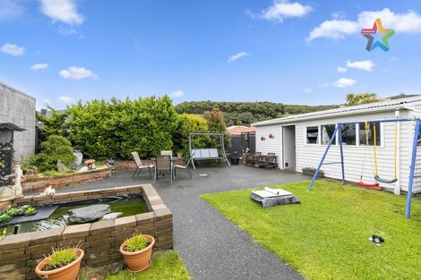 Photo of property in 9 Kerepehi Grove, Wainuiomata, Lower Hutt, 5014