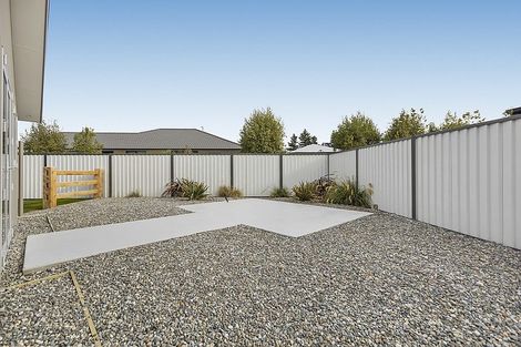Photo of property in 37 Missy Crescent, Mount Pisa, Cromwell, 9383