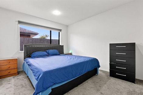 Photo of property in 5 Gerona Crescent, Hillpark, Auckland, 2102