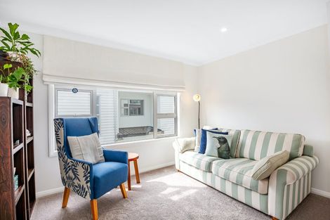 Photo of property in 5 Lucern Lane, Petone, Lower Hutt, 5012