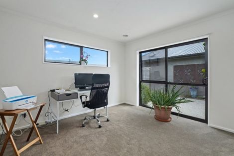 Photo of property in 28 Hope Avenue, Lake Hayes, Queenstown, 9304