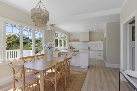 Photo of property in 7 Hackthorne Road, Cashmere, Christchurch, 8022