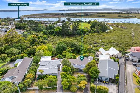 Photo of property in 49 Jaemont Avenue, Te Atatu South, Auckland, 0610