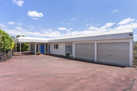 Photo of property in 84 Bramley Drive, Farm Cove, Auckland, 2012