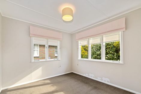 Photo of property in 15 Clyde Street, Utuhina, Rotorua, 3015