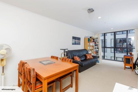 Photo of property in 21 Sapphire Place, Bayview, Auckland, 0629