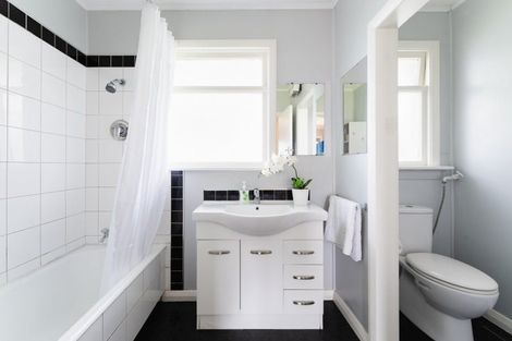 Photo of property in 24 Mitchell Avenue, Maryhill, Dunedin, 9011