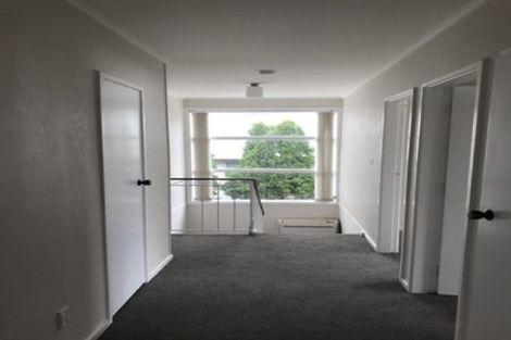 Photo of property in 6 Cherry Grove, Strathmore Park, Wellington, 6022