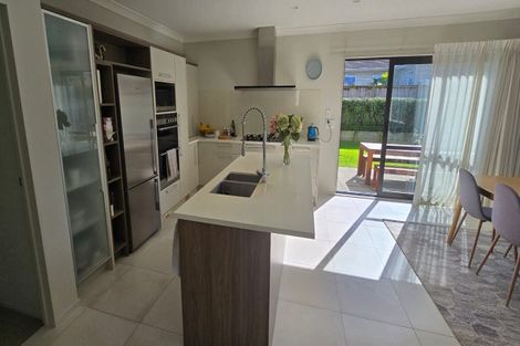 Photo of property in 9 Kabardin Street, Karaka, Papakura, 2113