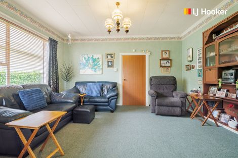 Photo of property in 4 West Avenue, Saint Clair, Dunedin, 9012