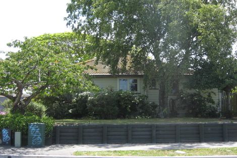 Photo of property in 329 Wainoni Road, Avondale, Christchurch, 8061