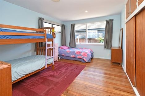 Photo of property in 36 Blake Street, New Brighton, Christchurch, 8061