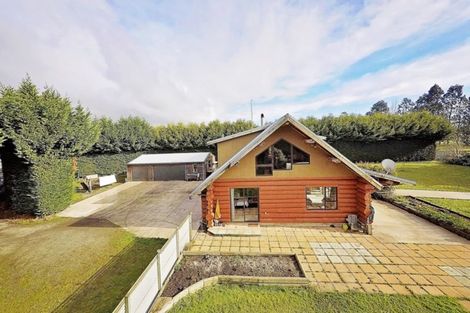 Photo of property in 15 Douglas Street, Winton, 9720