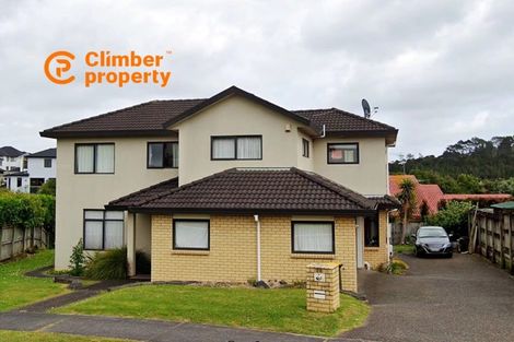 Photo of property in 23 Medallion Drive, Oteha, Auckland, 0632