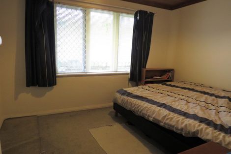 Photo of property in 1/20 Bridge Avenue, Te Atatu South, Auckland, 0610