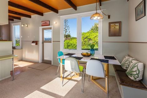 Photo of property in 15 Bayview Road, Paremata, Porirua, 5024