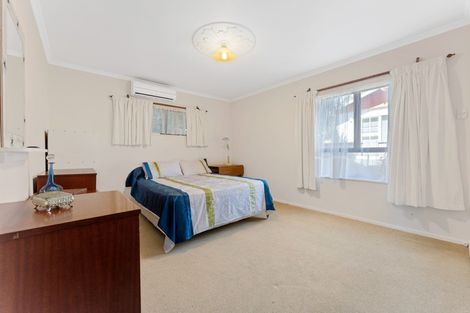 Photo of property in 14 Sackville Street, Fitzroy, New Plymouth, 4312