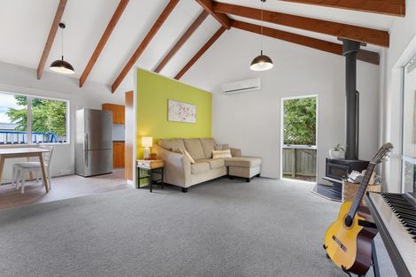 Photo of property in 19 Peppertree Glade, Kelvin Grove, Palmerston North, 4414