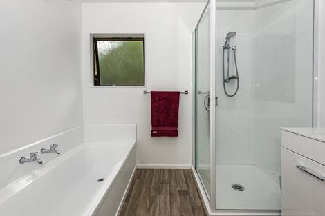 Photo of property in 31a Raumati Crescent, Onerahi, Whangarei, 0110