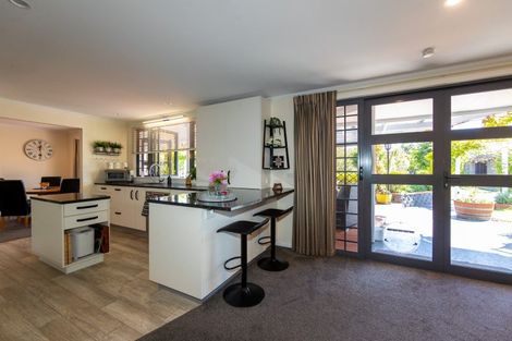 Photo of property in 38 Kensington Drive, Taradale, Napier, 4112