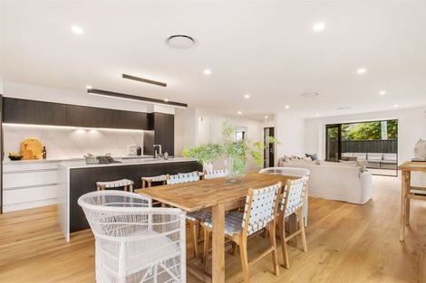 Photo of property in 35 Tui Street, Fendalton, Christchurch, 8041