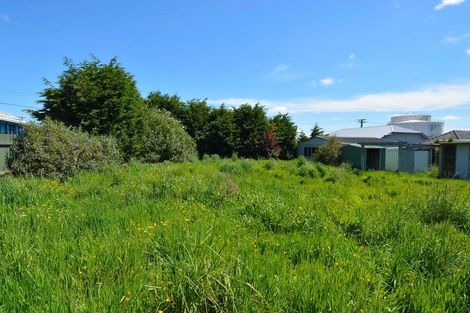 Photo of property in 258 Marine Parade, Bluff, 9814