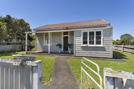 Photo of property in 85 Brooklands Road, Brooklands, New Plymouth, 4310