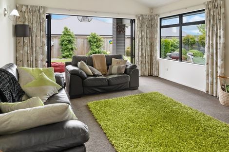 Photo of property in 12 John Sutton Place, Richmond, 7020