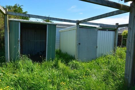 Photo of property in 258 Marine Parade, Bluff, 9814