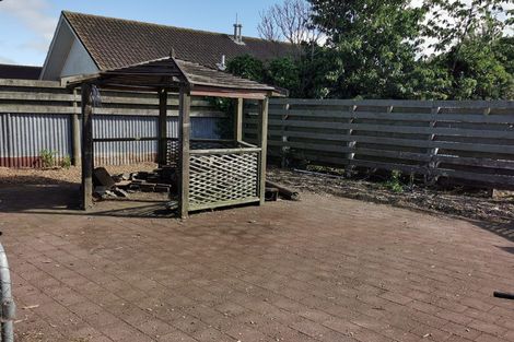 Photo of property in 18 Mcguire Street, Hawera, 4610