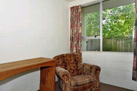 Photo of property in 2/112a Olliviers Road, Phillipstown, Christchurch, 8011