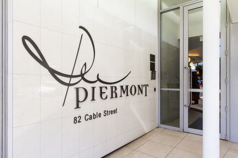 Photo of property in Piermont Apartments, 1b/82 Cable Street, Te Aro, Wellington, 6011