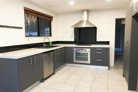 Photo of property in 84 Keegan Drive, Massey, Auckland, 0614